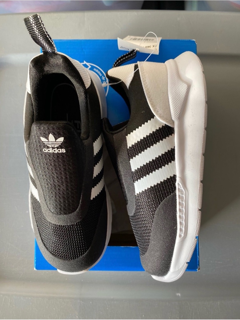 New boys adidas sz 7.5, 10 Black & White Slip-On Athletic Shoes